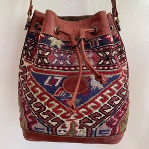 Vintage Bucket Bag